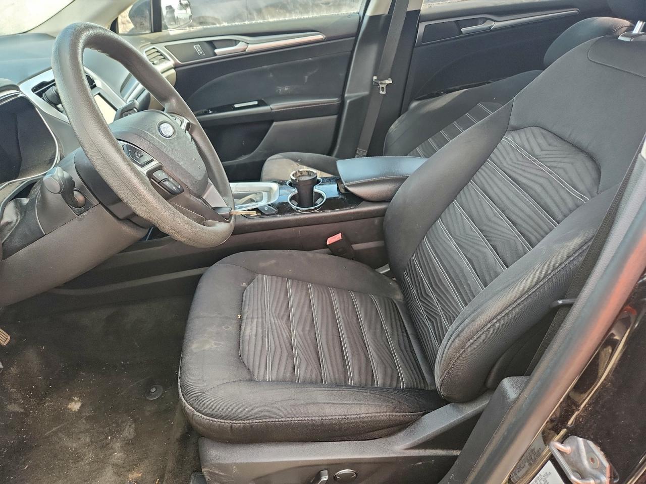 2016 Ford Fusion se