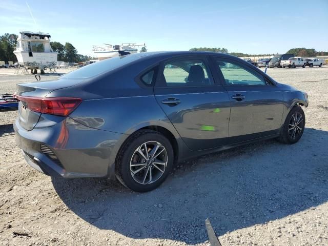 2022 KIA Forte fe