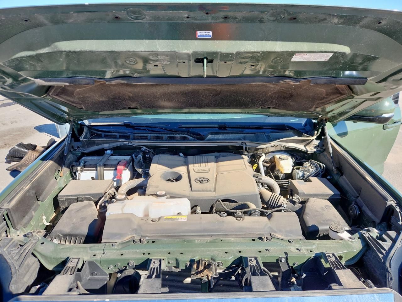 2023 Toyota Tundra Crewmax sr