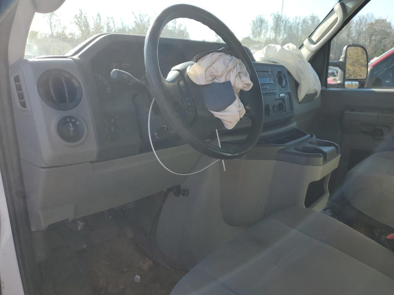 2019 Ford E350 Utility / Service Truck