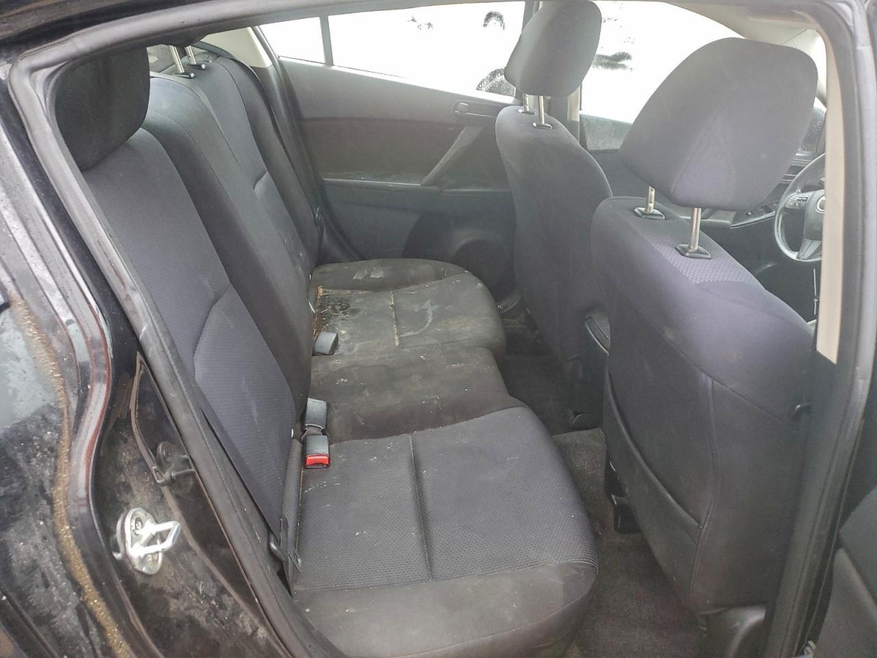 2011 Mazda 3 I