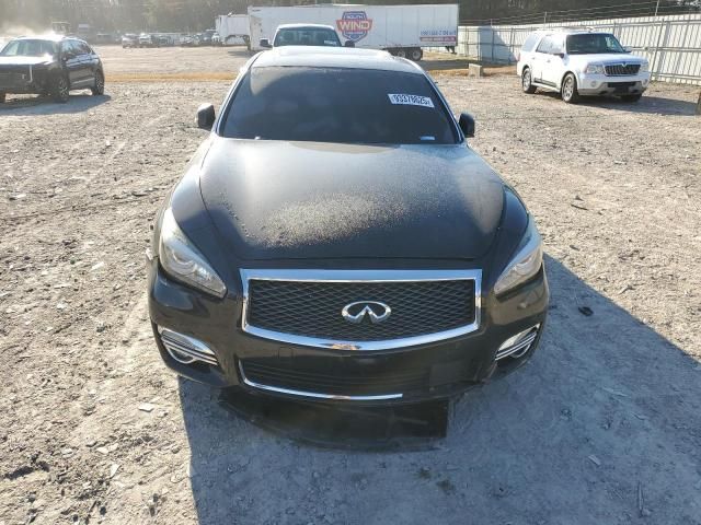 2015 Infiniti Q70 3.7