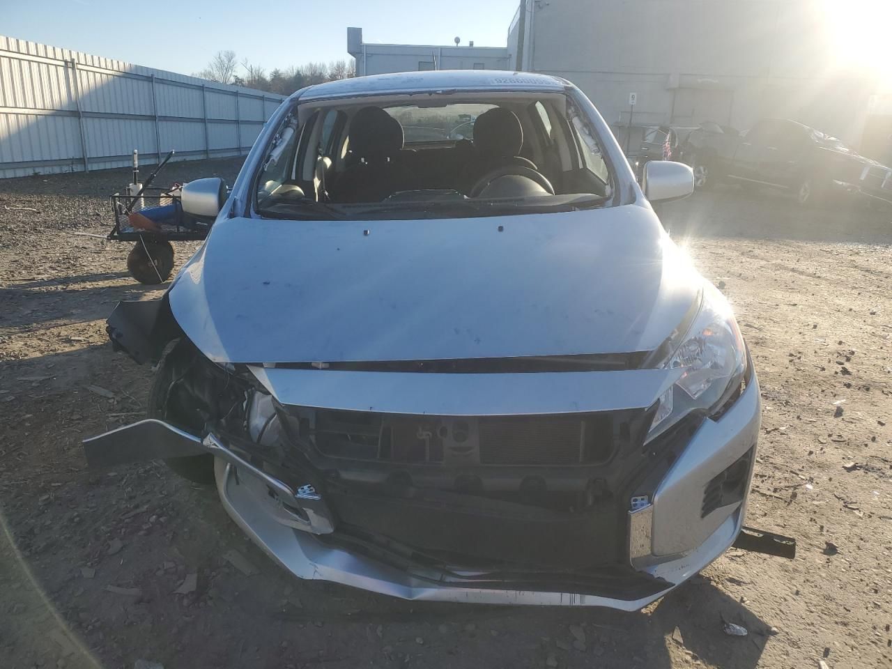 2024 Mitsubishi Mirage es