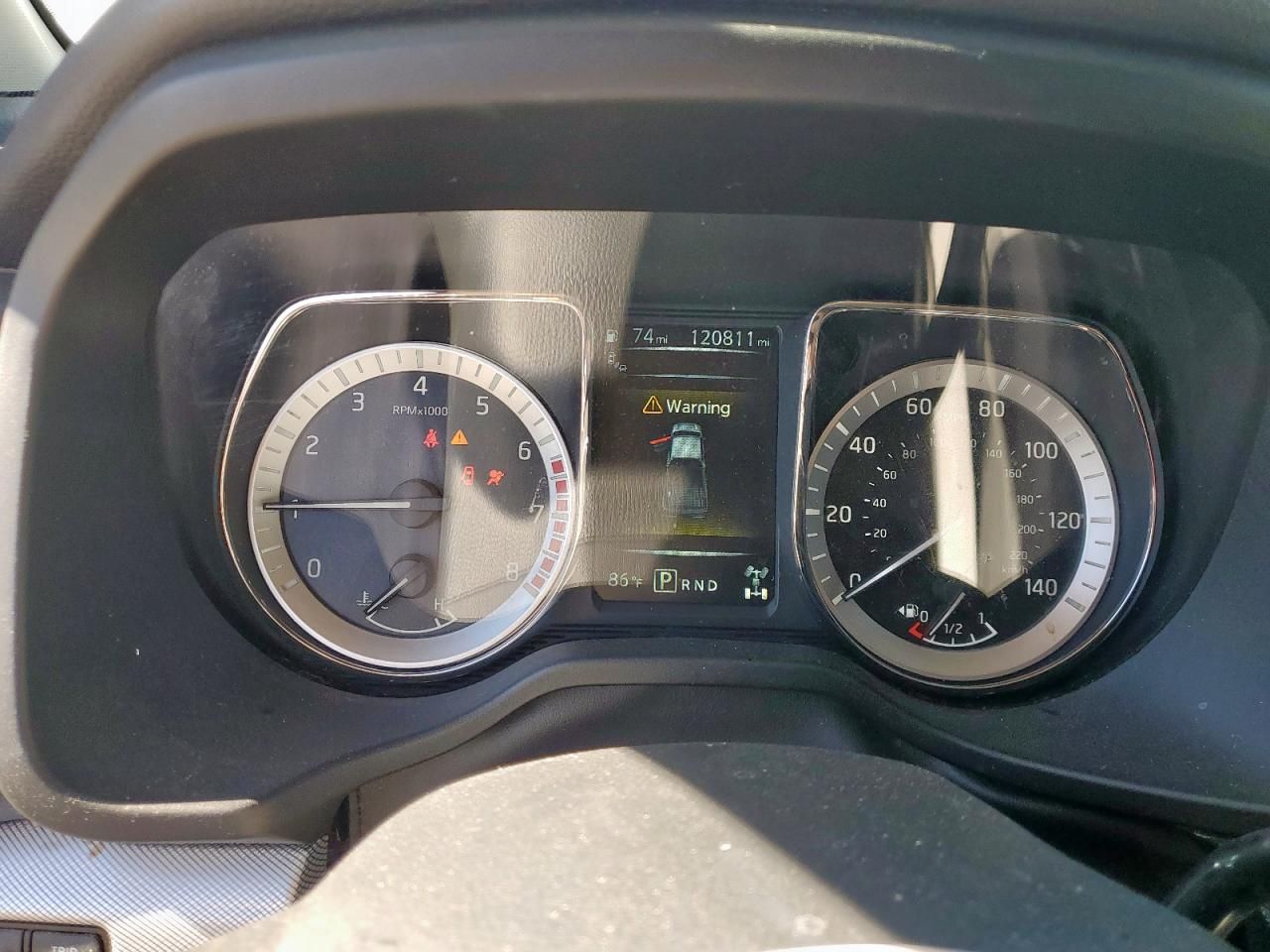 2017 Nissan Titan sv