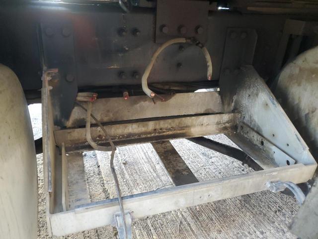2000 Freightliner Conventional Feed Delivery Truck