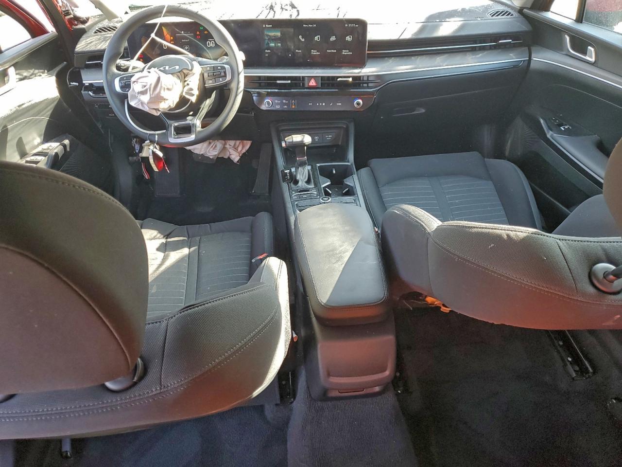 2025 KIA K5 lxs