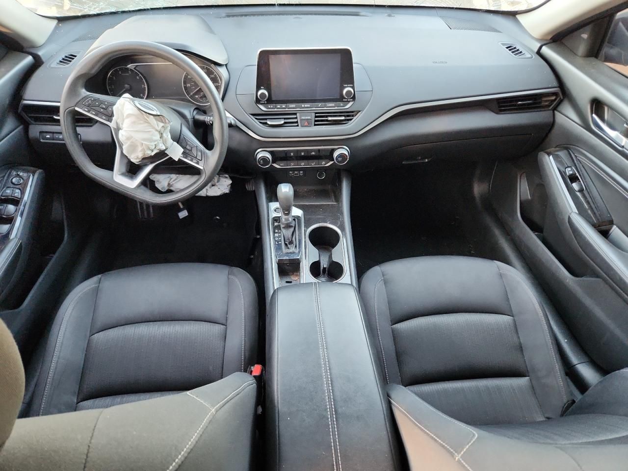 2021 Nissan Altima sv