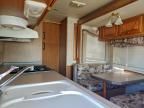 2005 Workhorse Custom Chassis Motorhome Chassis W22