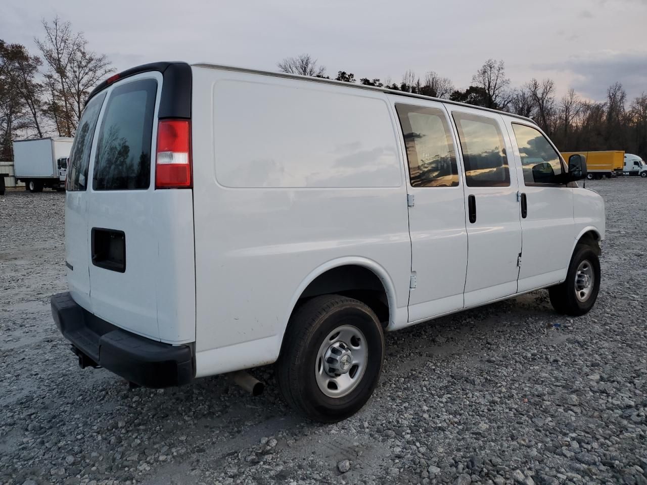 2023 Chevrolet Express G2500