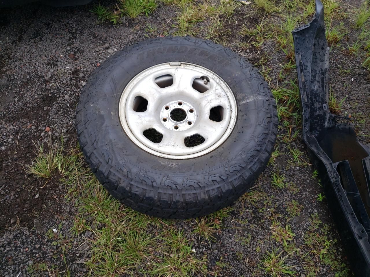 2017 Nissan Frontier s