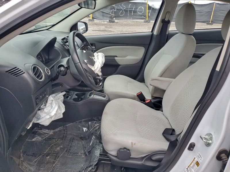 2022 Mitsubishi Mirage G4 se