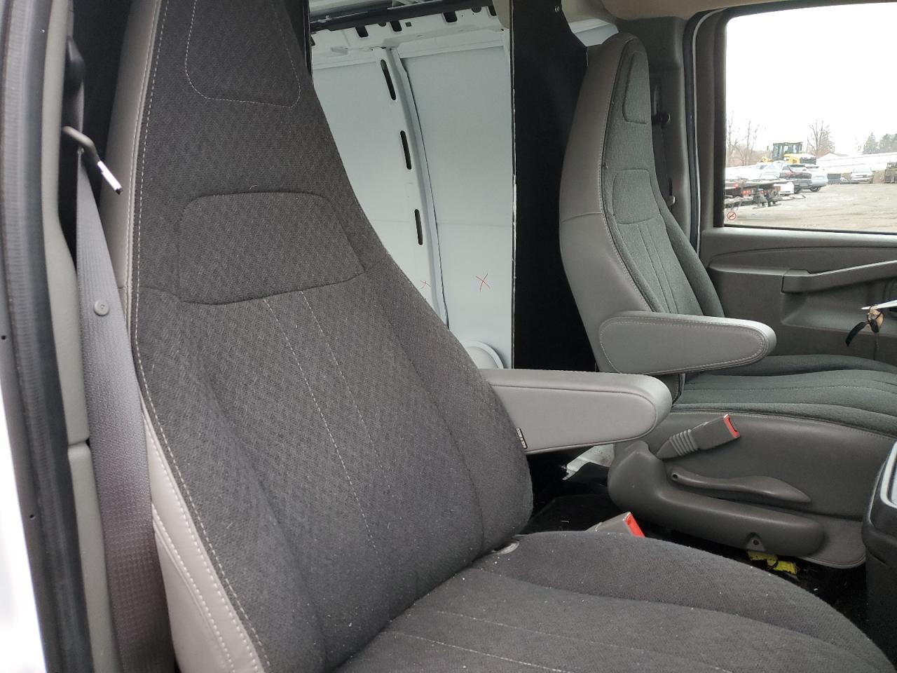 2023 Chevrolet Express G2 Delivery Van