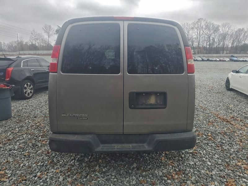 2009 Chevrolet Express G2500