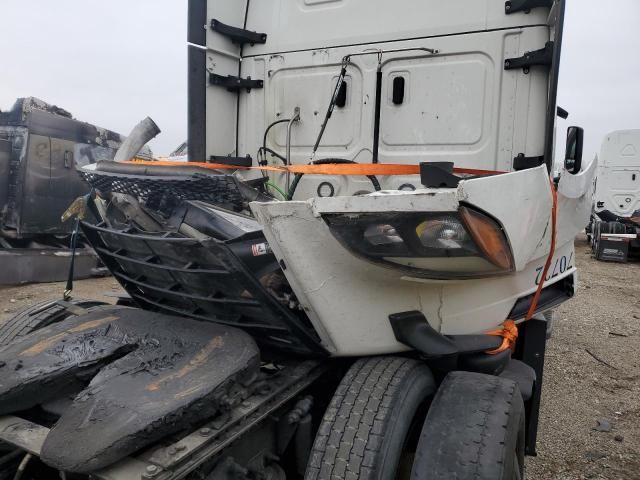 2022 Freightliner Cascadia 126 Semi Truck