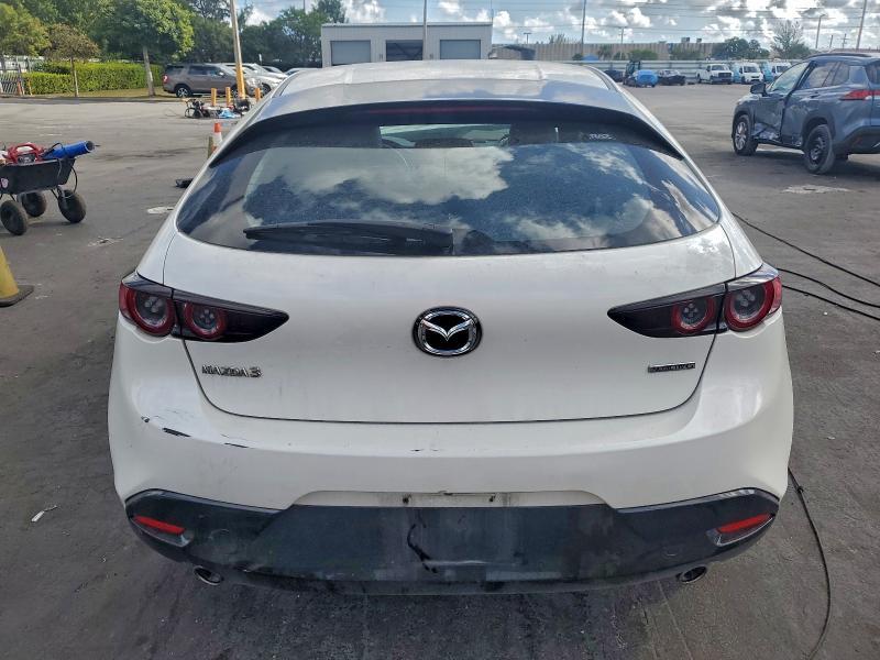 2021 Mazda 3 Select