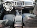 2015 Toyota Highlander le Plus