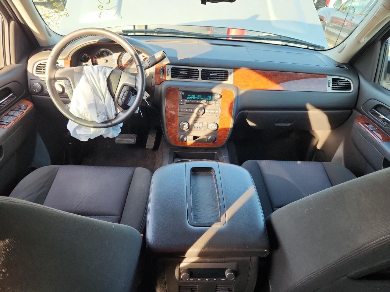 2011 Chevrolet Avalanche ls