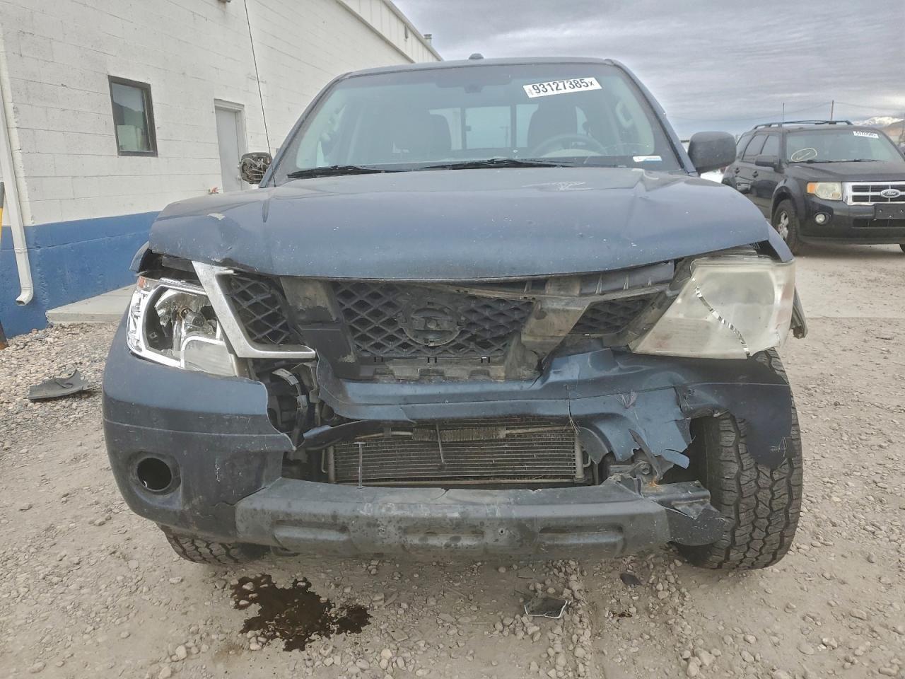 2016 Nissan Frontier s