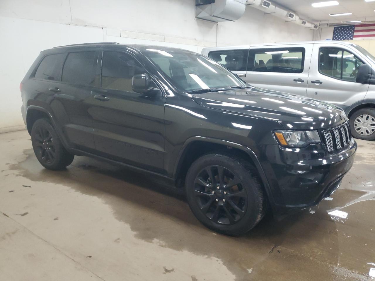 2017 Jeep Grand Cherokee Laredo
