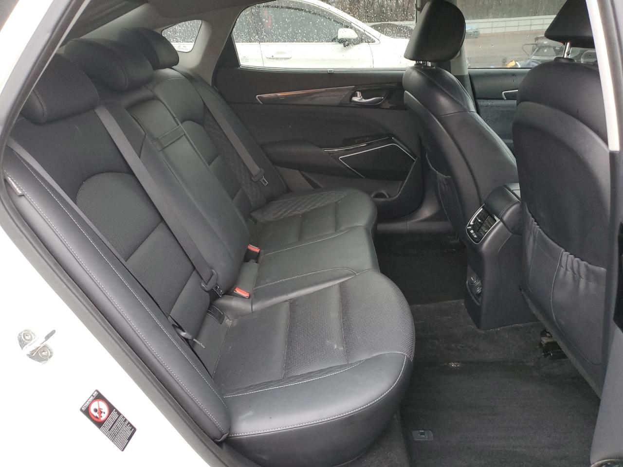 2019 KIA Cadenza Luxury