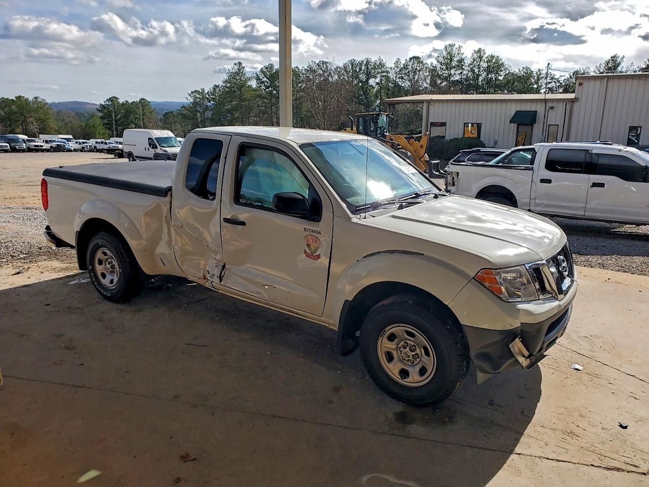 2017 Nissan Frontier s