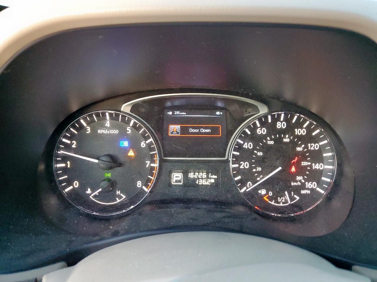 2013 Nissan Pathfinder s