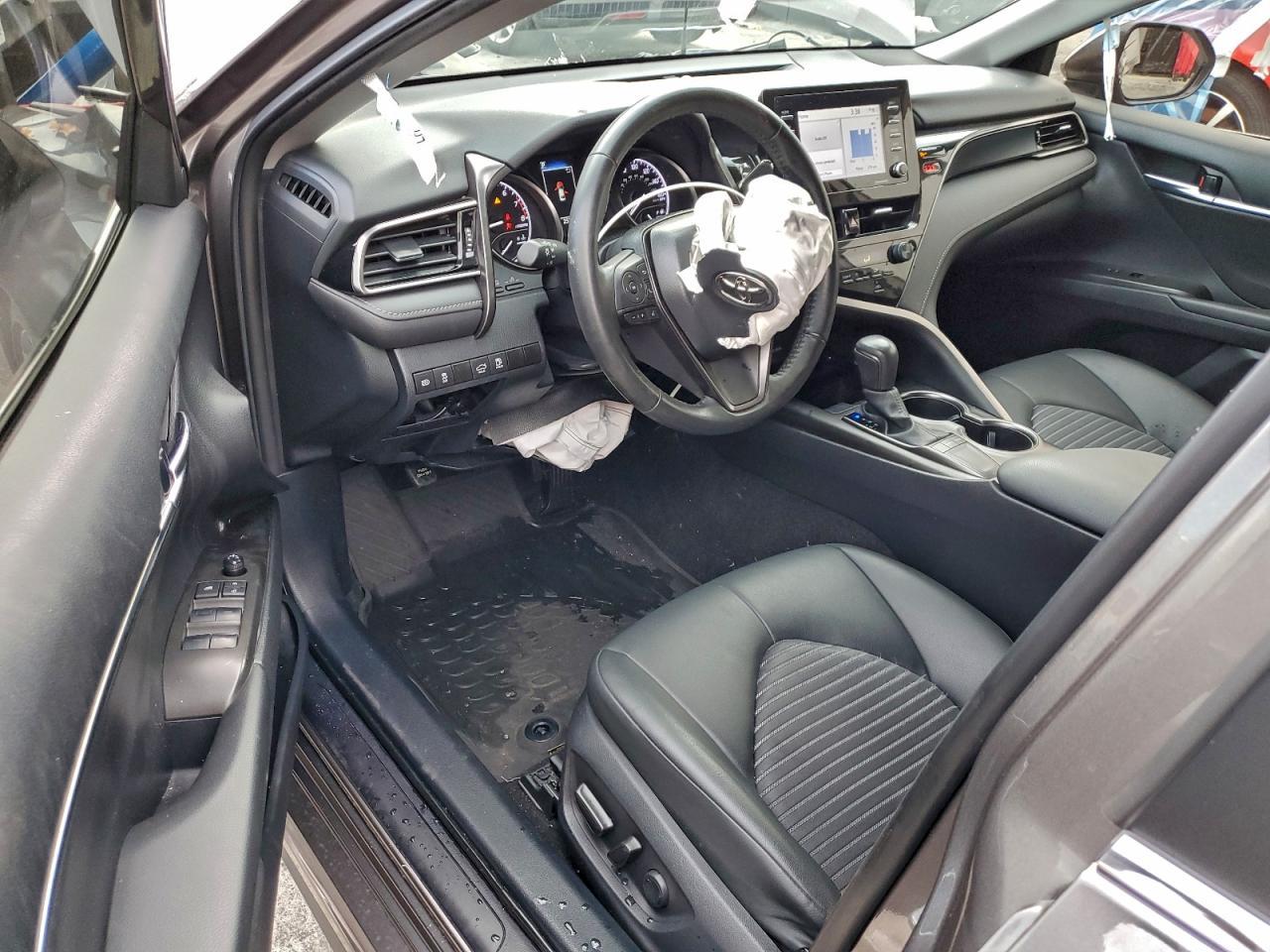 2024 Toyota Camry se Night Shade