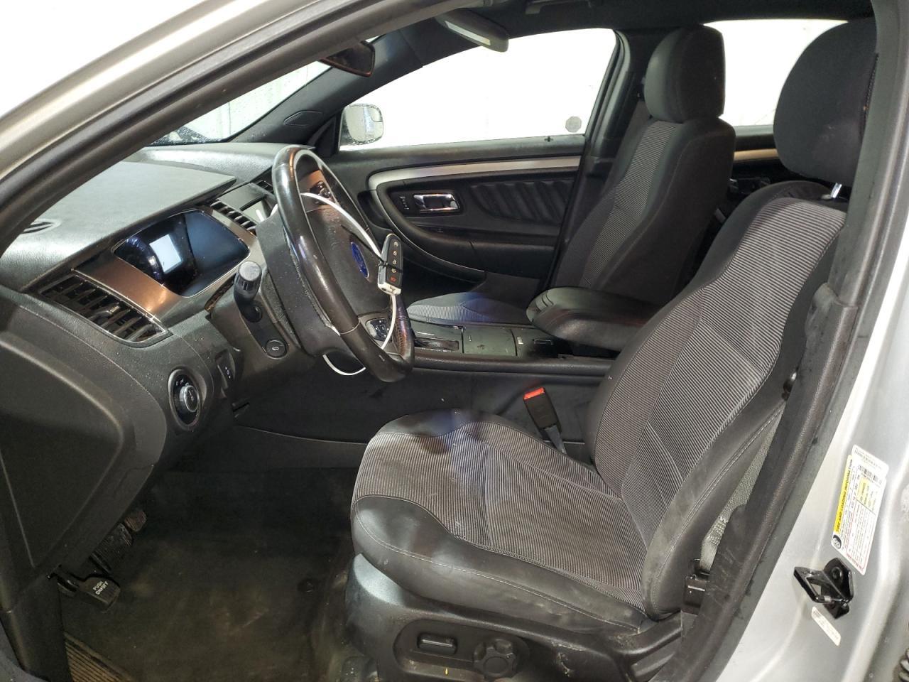 2016 Ford Taurus sel