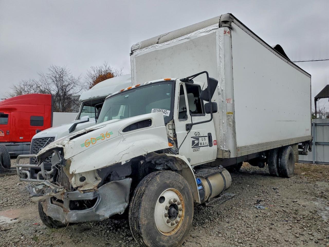 2018 International 4300 BOX Truck