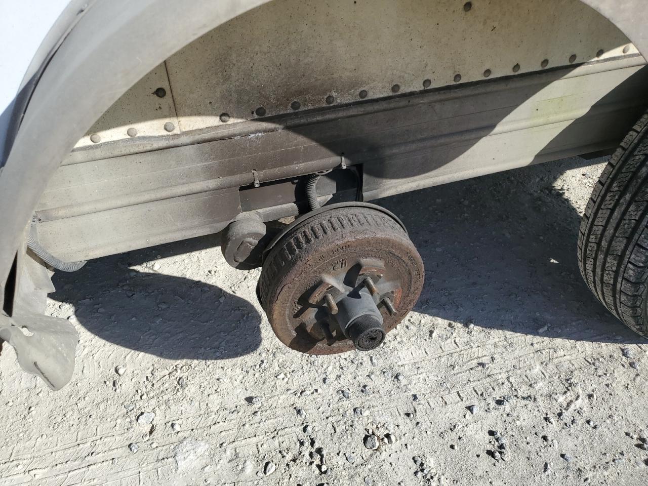 2000 Featherlite Fiber Optic Spicling Trailer