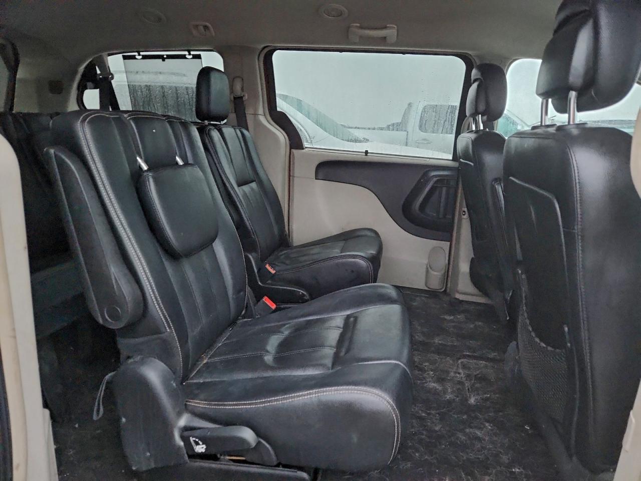 2015 Chrysler Town & Country Touring