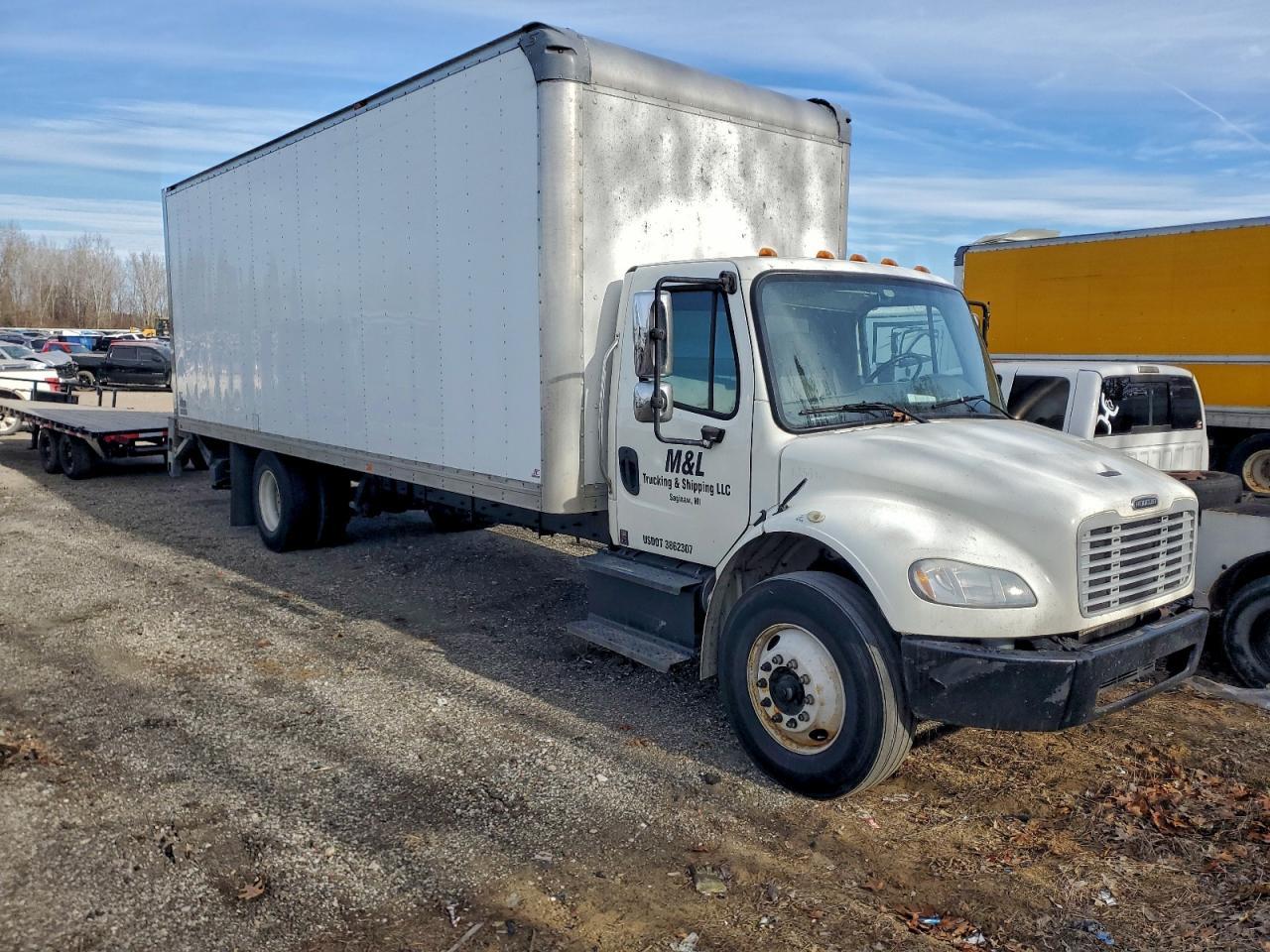 2016 Freightliner Business Class M2 BOX Truck