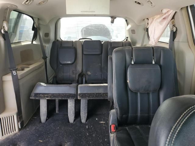 2015 Chrysler Town & Country lx