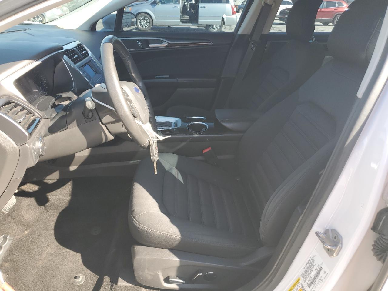 2013 Ford Fusion se