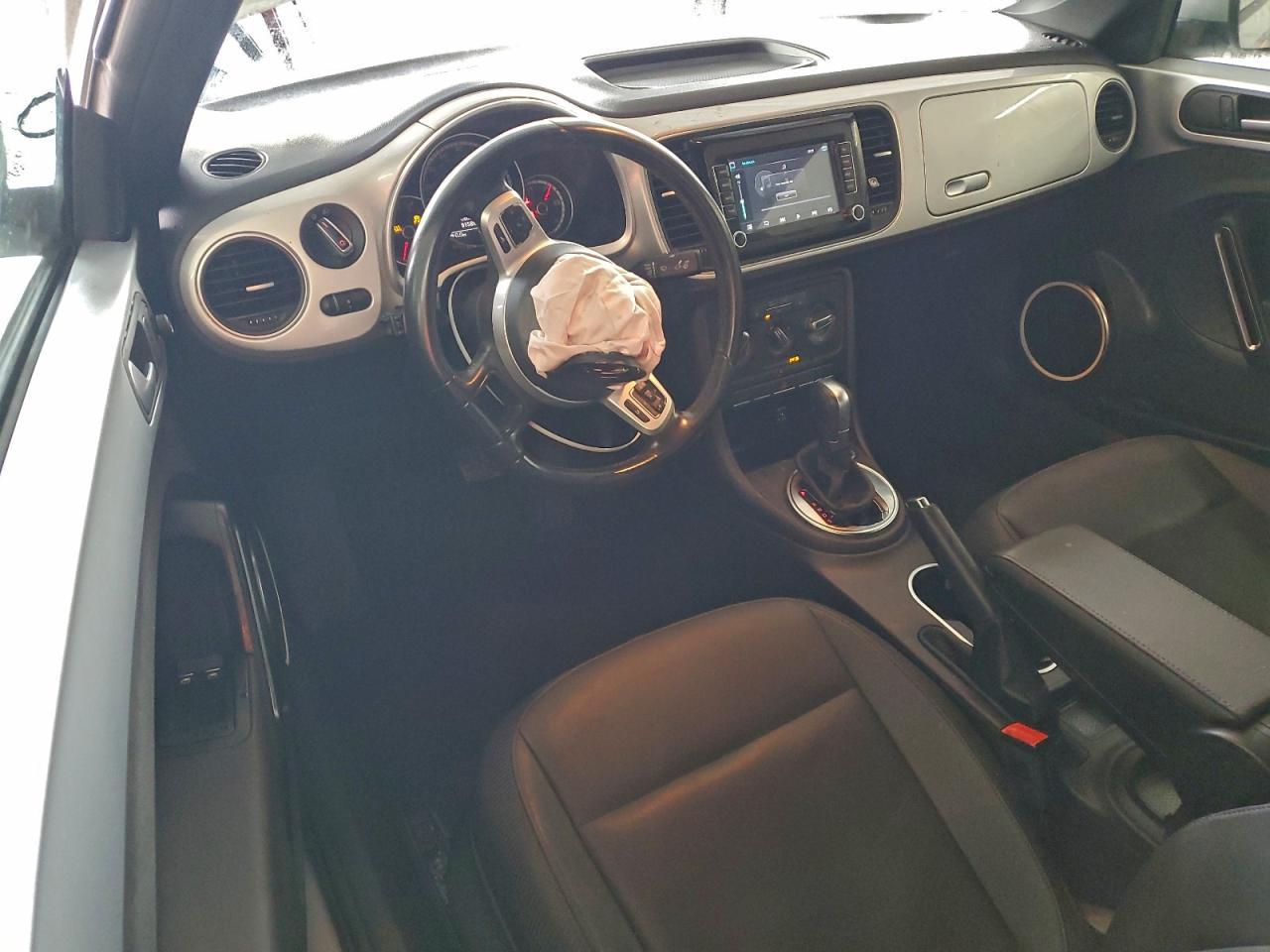2015 Volkswagen Beetle 1.8t