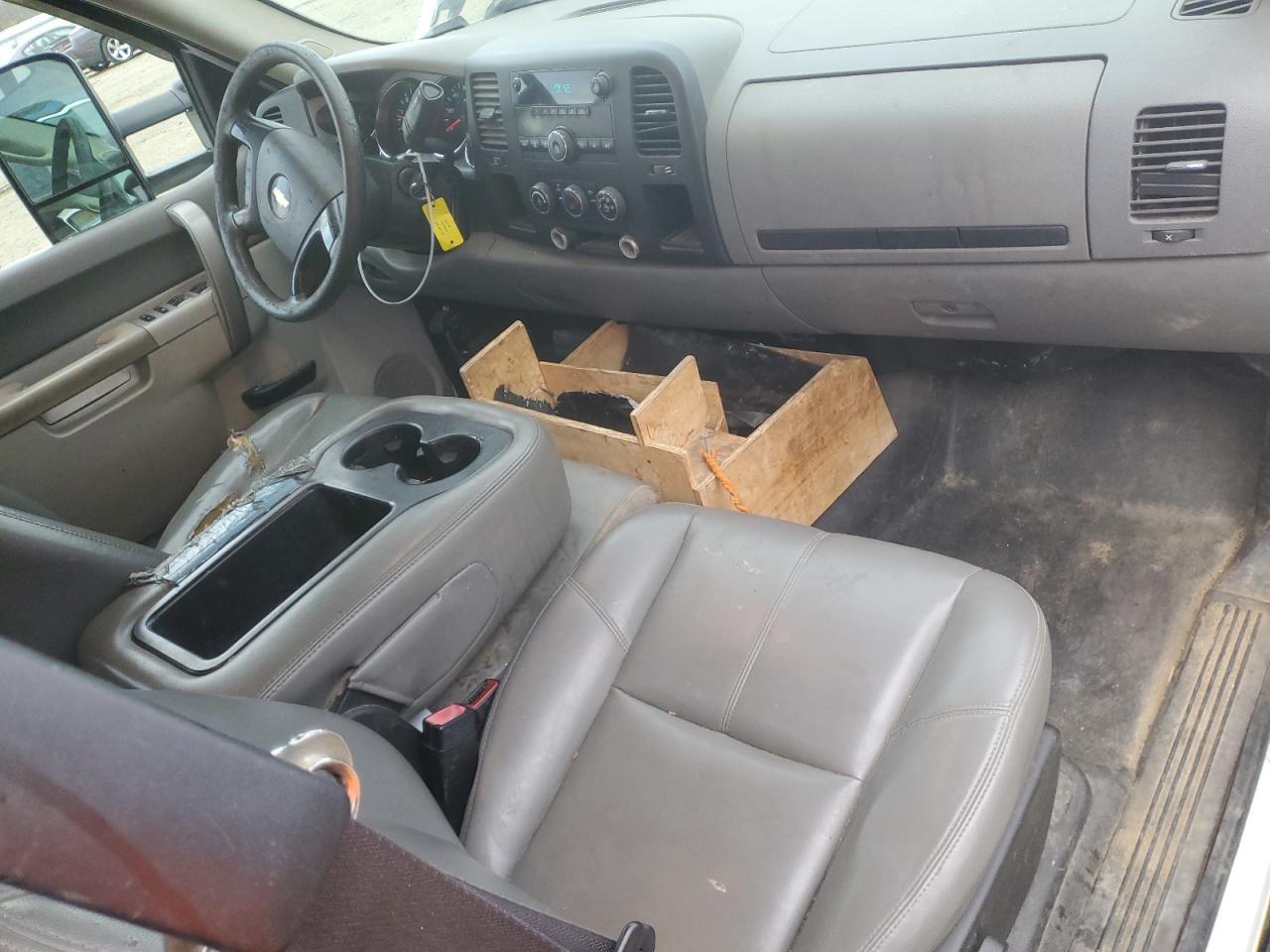 2010 Chevrolet Silverado Utility / Service Truck