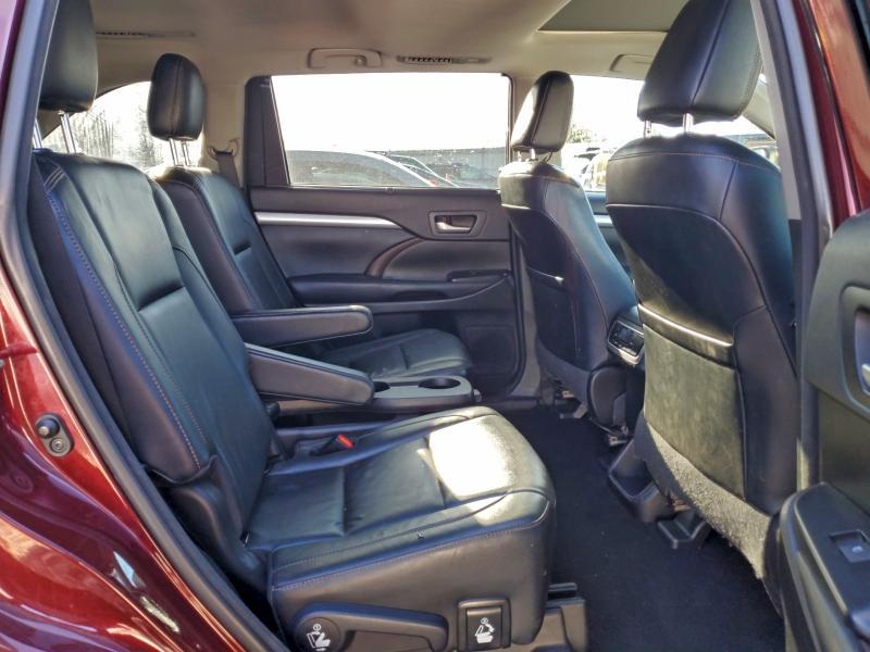 2018 Toyota Highlander se