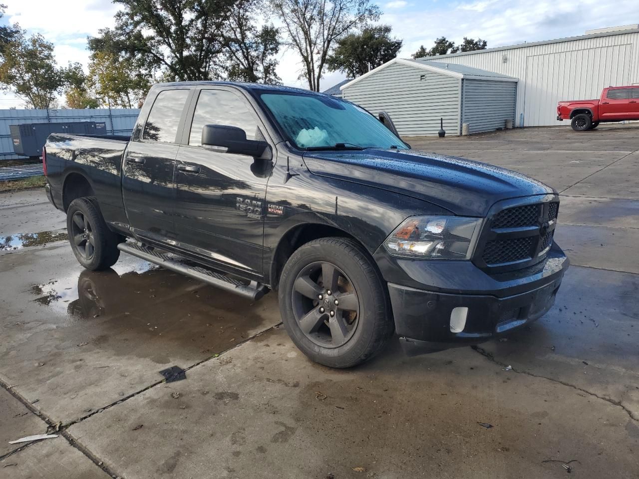 2019 Dodge Ram 1500 Classic slt