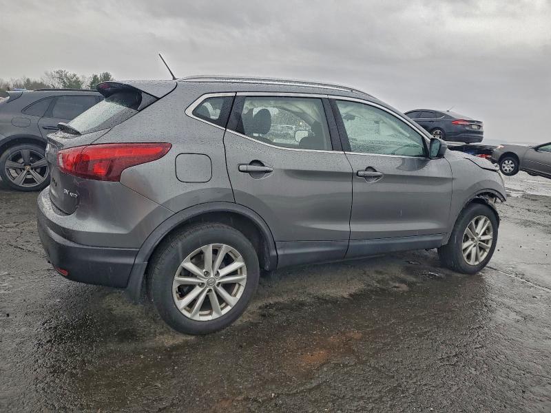 2018 Niss Rogue Sport sv