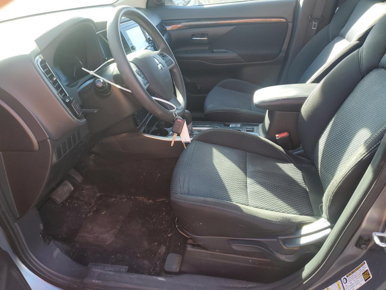 2019 Mitsubishi Outlander es