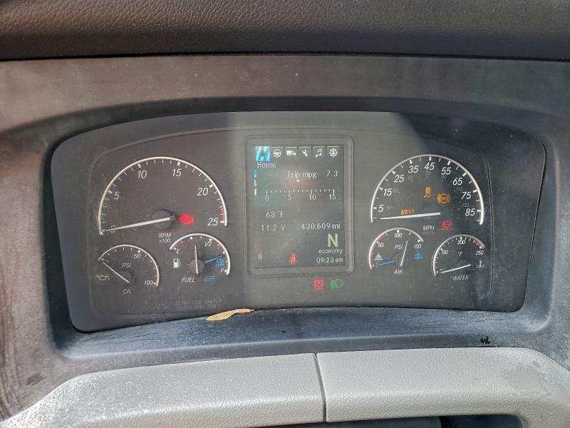 2022 Freightliner Cascadia 126