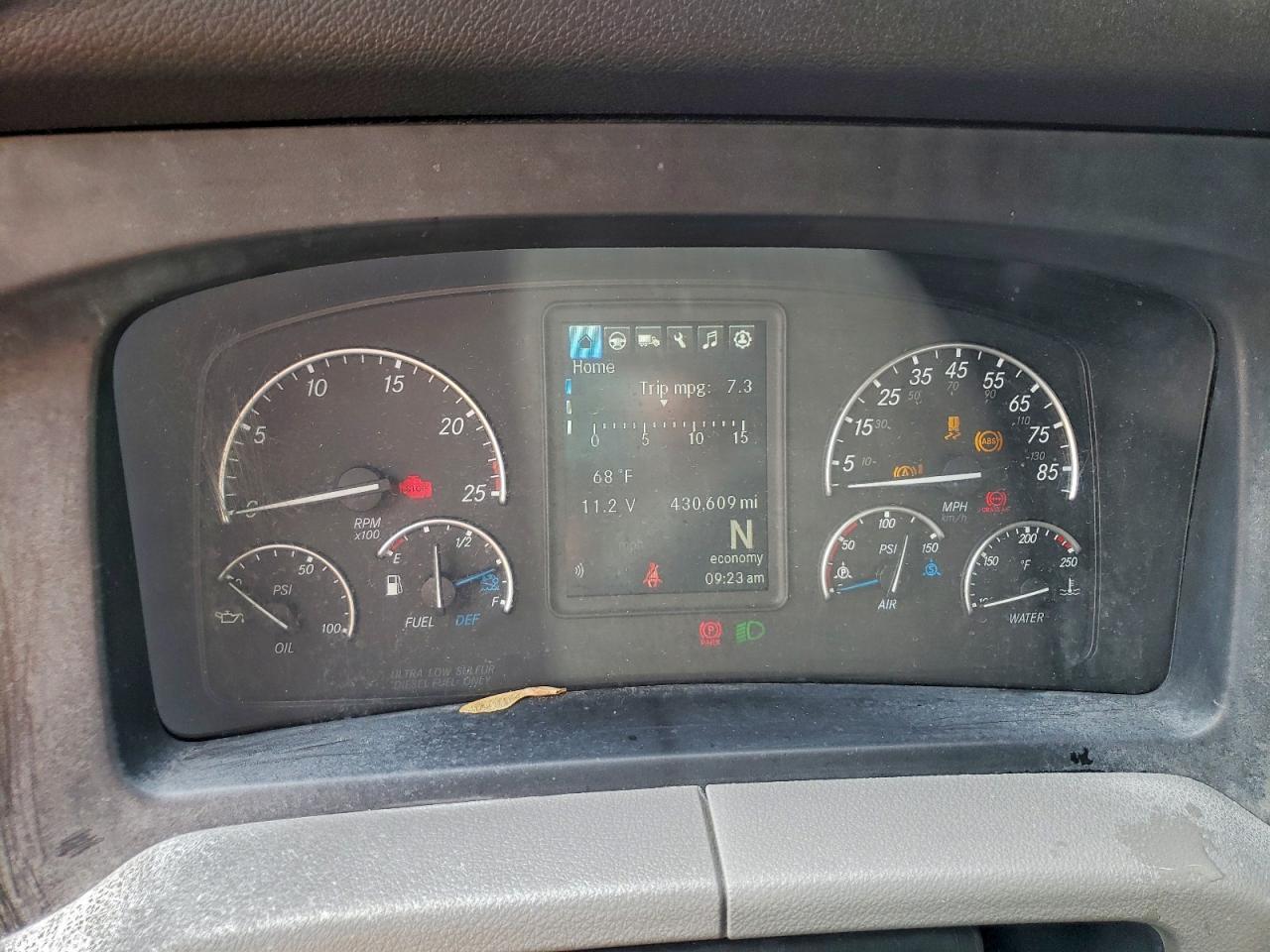 2022 Freightliner Cascadia 126