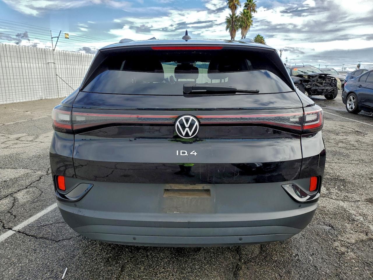 2023 Volkswagen Id.4 pro