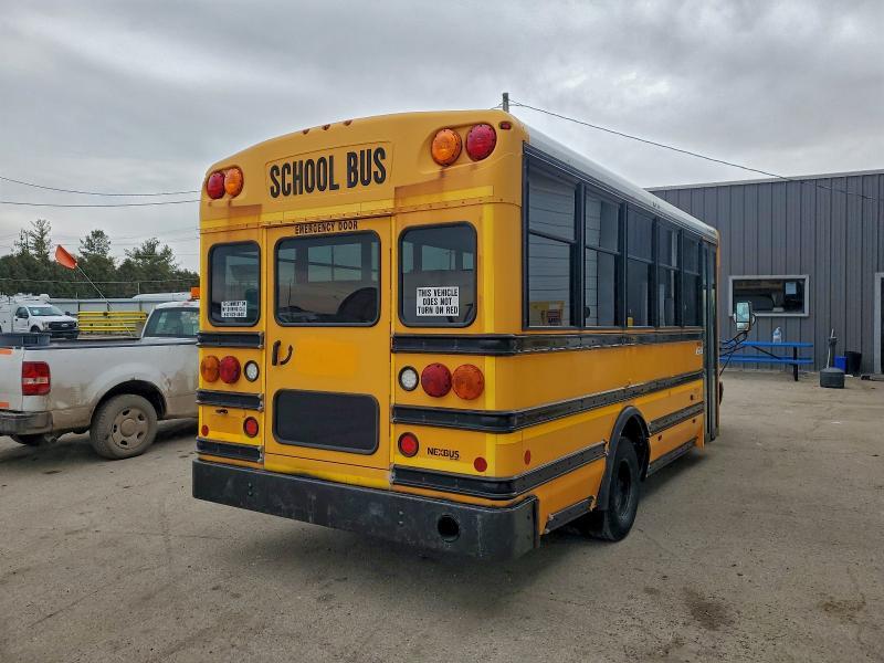 2013 Chev Rolet Express School bus
