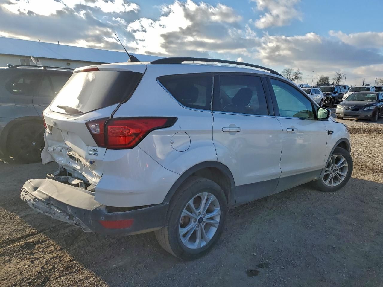 2019 Ford Escape sel
