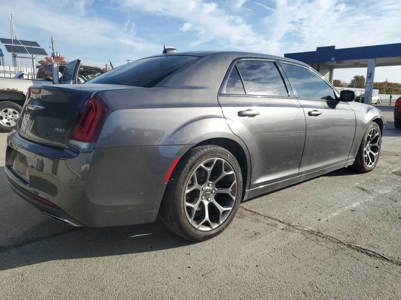 2016 Chrysler 300 s