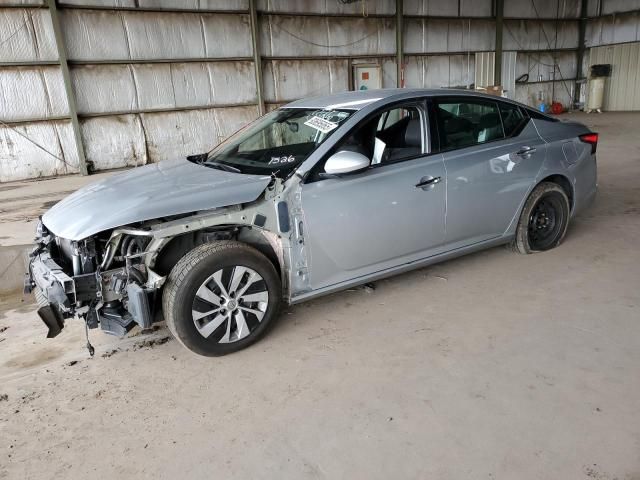 2023 Nissan Altima s