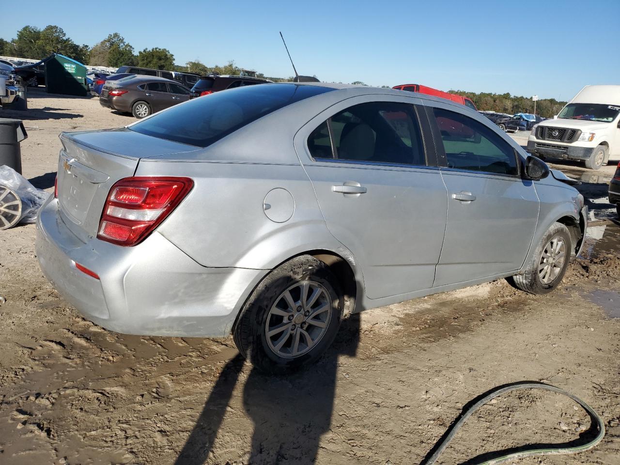 2018 Chevrolet Sonic lt