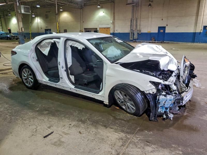 2024 Toyota Camry le