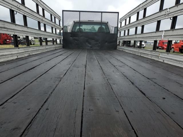 2010 Ford F650 Super Duty Flatbed Truck